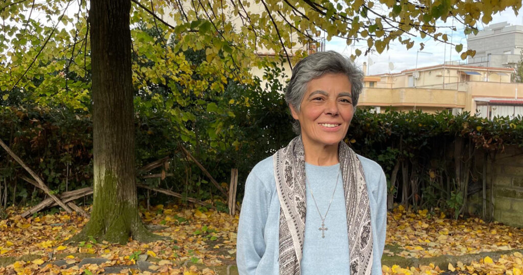 Apresenta-se e é presença! Teresa Nogueira, rscm